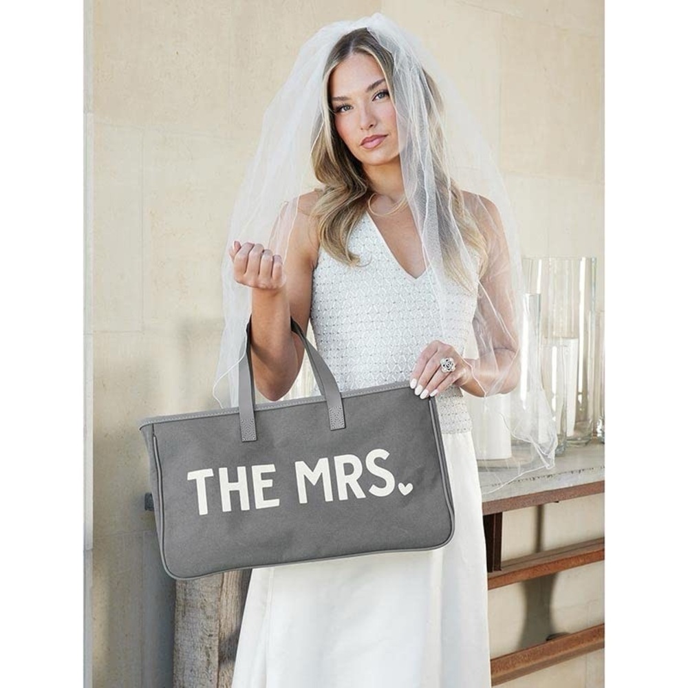 Santa Barbara Design Studio canvas tote “THE MRS”-leather handles/int pocket-NWT